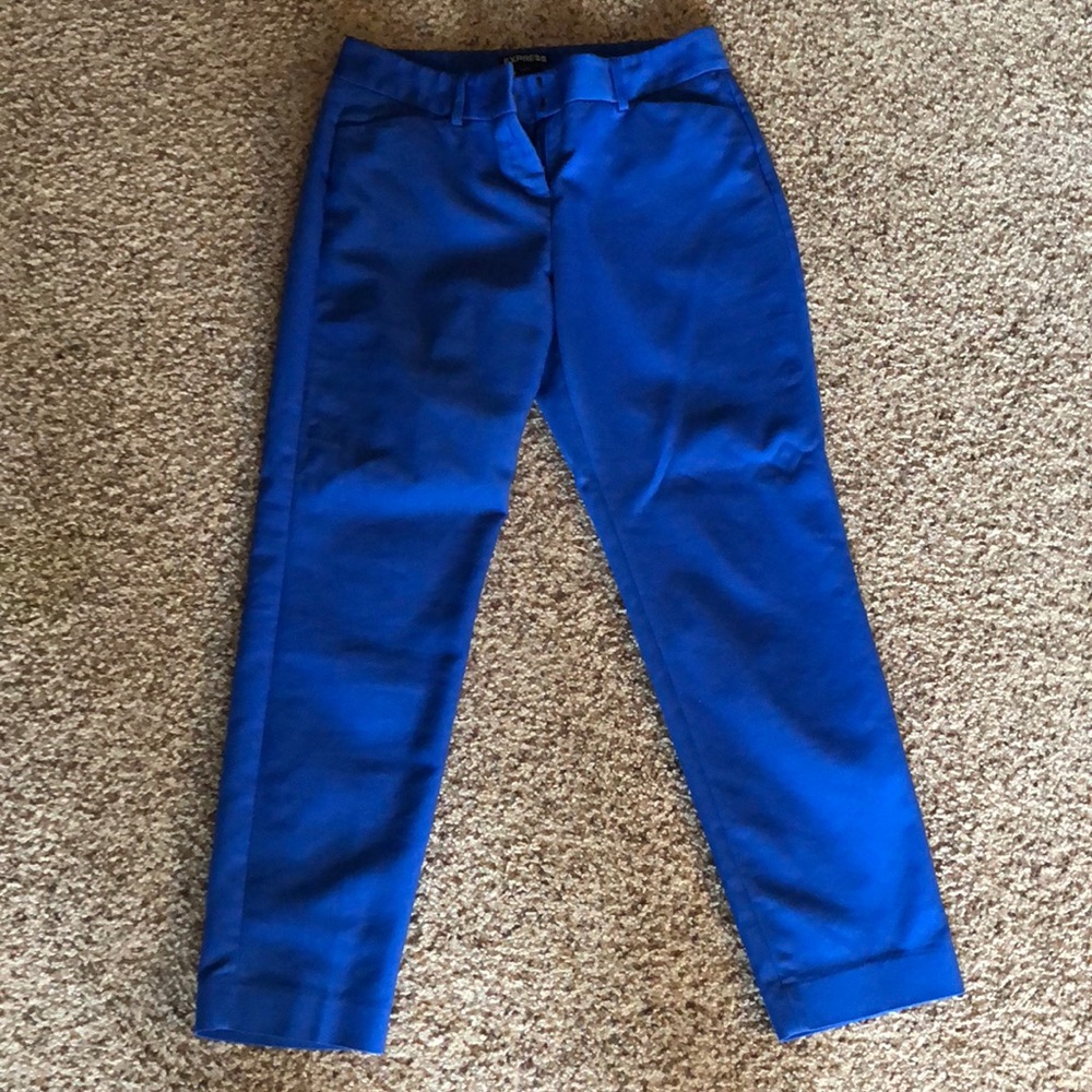 Adorable cropped/ankle pants